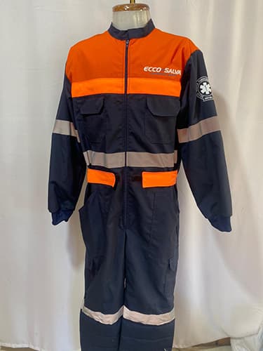 Macacão profissional confeccionado pela Jaan Uniformes
