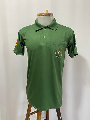 Modelo de polo confeccionado pela Jaan — referência 62